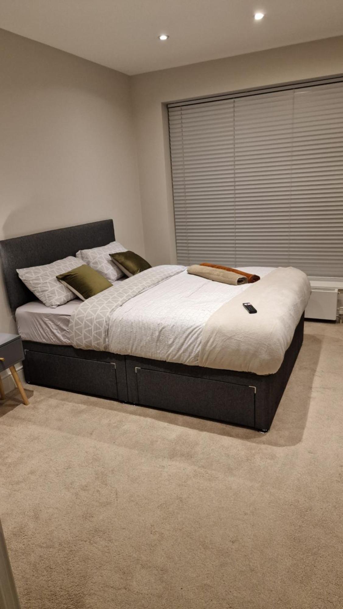 London City Apartment Ийлинг Екстериор снимка