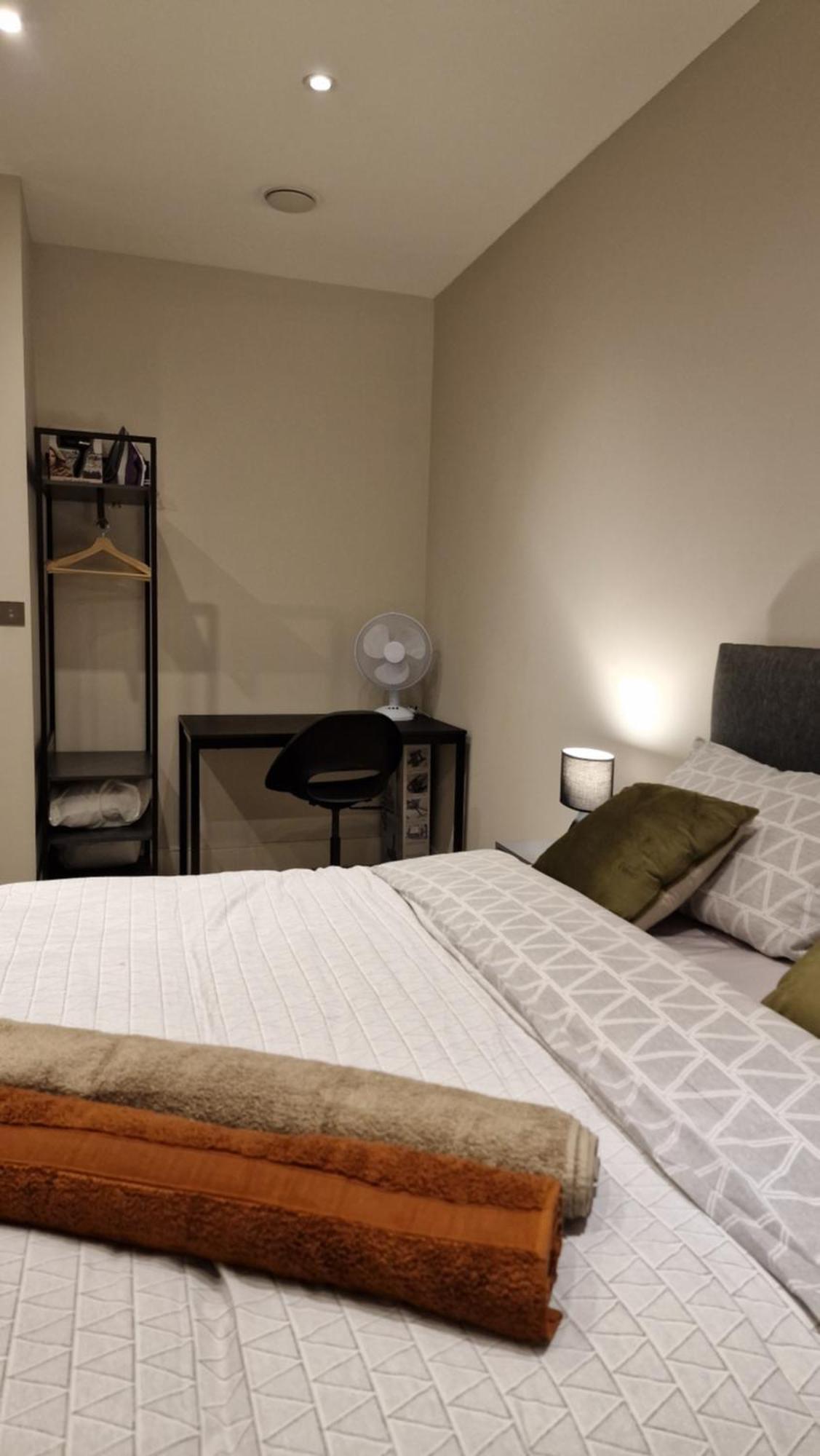 London City Apartment Ийлинг Екстериор снимка